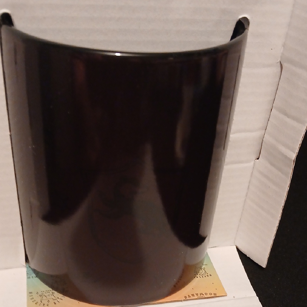 Harry Potter Black Hogwarts Crest Mug Rae Dunn NIB - Picture 5 of 6
